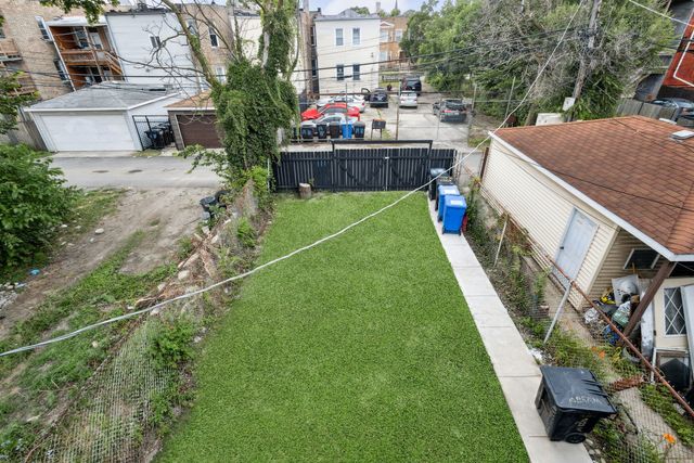 4322 W Jackson Boulevard, Chicago, IL 60624