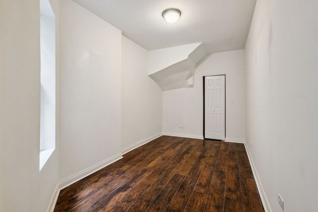 4322 W Jackson Boulevard, Chicago, IL 60624