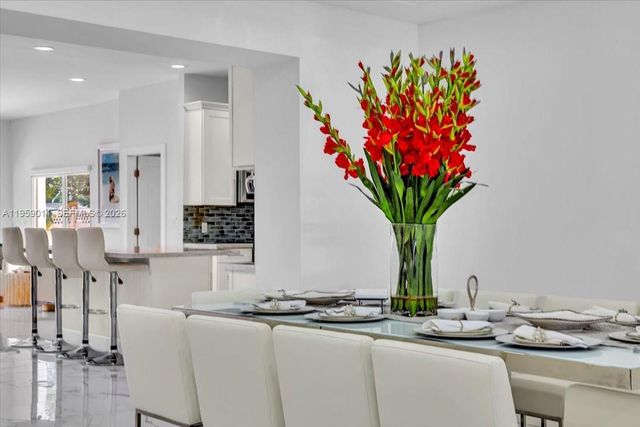 1700 Cleveland Rd, Miami Beach, FL 33141