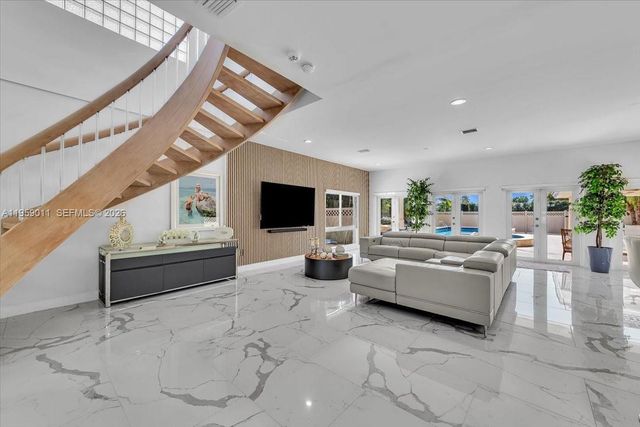 1700 Cleveland Rd, Miami Beach, FL 33141