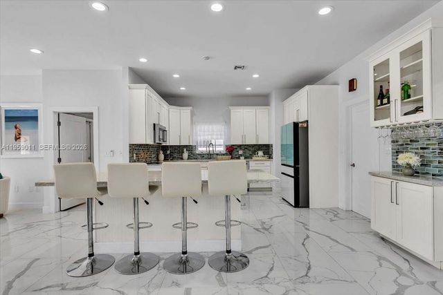 1700 Cleveland Rd, Miami Beach, FL 33141