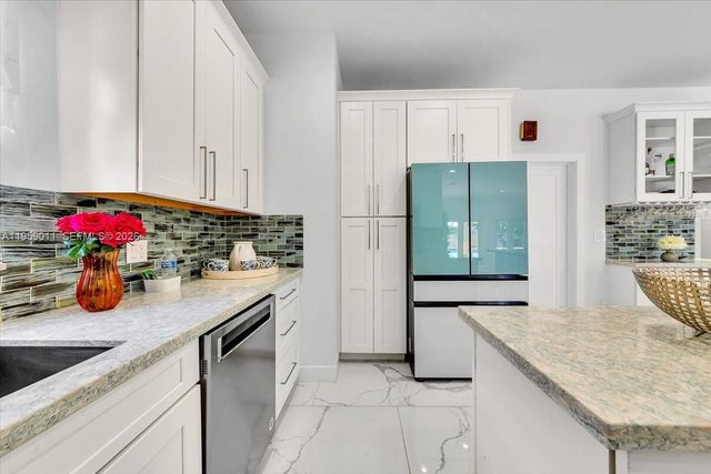 1700 Cleveland Rd, Miami Beach, FL 33141