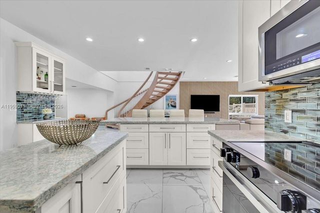 1700 Cleveland Rd, Miami Beach, FL 33141