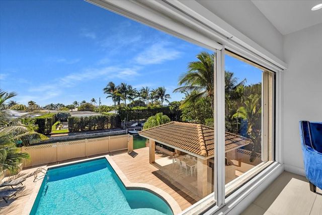 1700 Cleveland Rd, Miami Beach, FL 33141