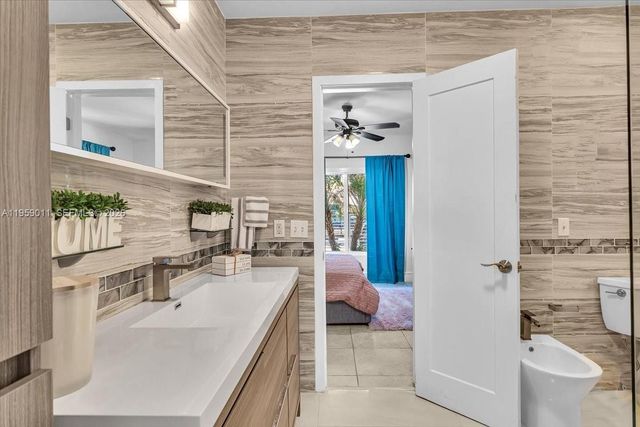 1700 Cleveland Rd, Miami Beach, FL 33141