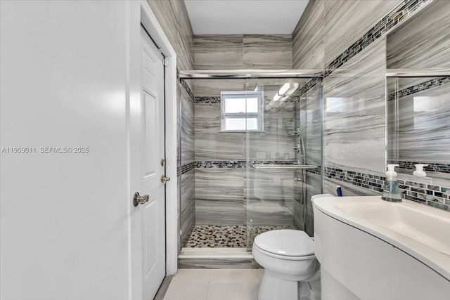 1700 Cleveland Rd, Miami Beach, FL 33141