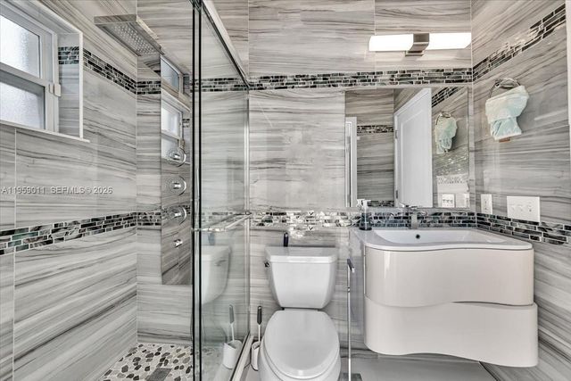 1700 Cleveland Rd, Miami Beach, FL 33141