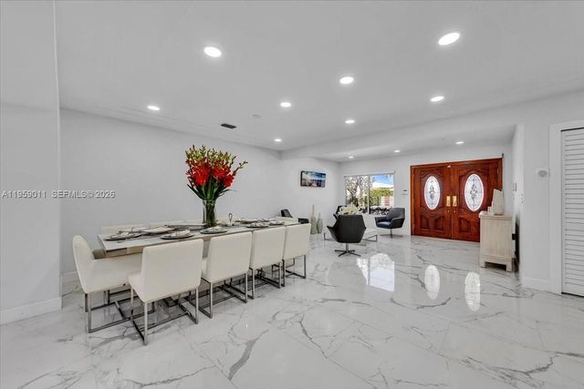 1700 Cleveland Rd, Miami Beach, FL 33141