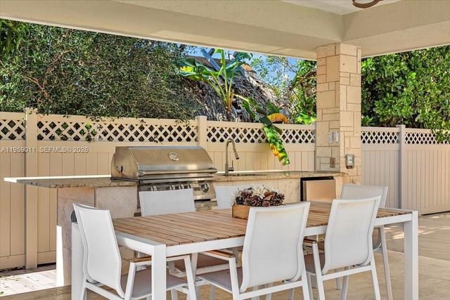 1700 Cleveland Rd, Miami Beach, FL 33141