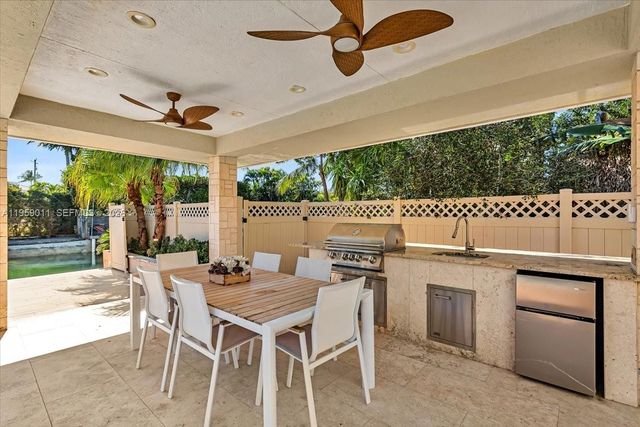 1700 Cleveland Rd, Miami Beach, FL 33141