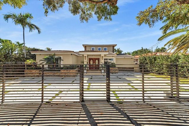 1700 Cleveland Rd, Miami Beach, FL 33141