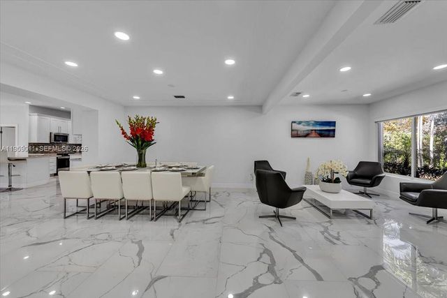 1700 Cleveland Rd, Miami Beach, FL 33141