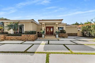 1700 Cleveland Rd, Miami Beach, FL 33141