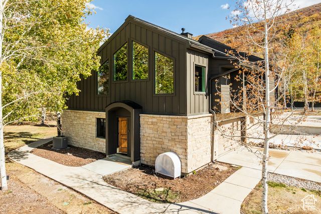 2385 GOOD TRUMP CT, Park City, UT 84060