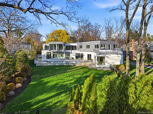 840 Pirates Cove, Mamaroneck, NY 10543