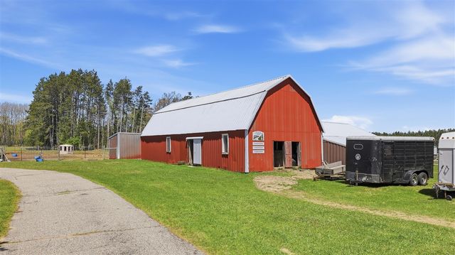 12686 Buchanan Road, Stanwood, MI 49346