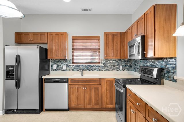 110 Coach House Square, Pooler, GA 31322