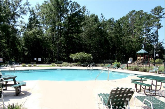 110 Coach House Square, Pooler, GA 31322