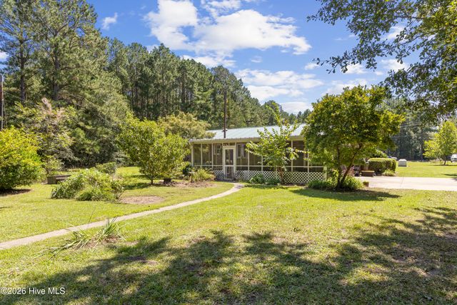 6947 Beaver Dam Road, Stedman, NC 28391