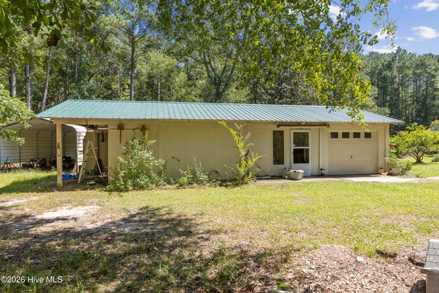 6947 Beaver Dam Road, Stedman, NC 28391