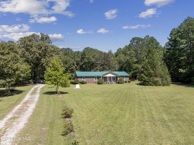 6947 Beaver Dam Road, Stedman, NC 28391