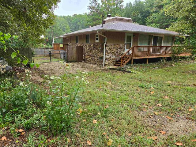 30 Suanee Drive, Cherokee Village, AR 72529