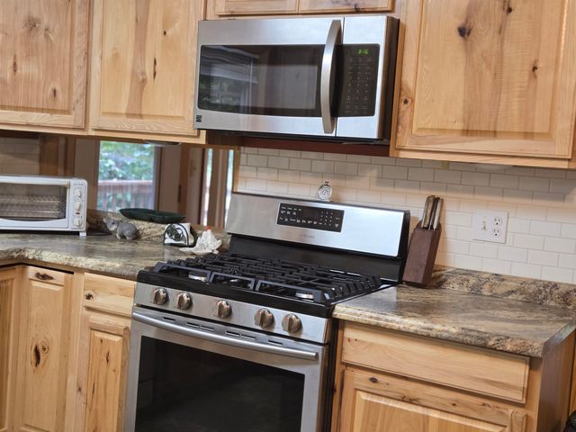 30 Suanee Drive, Cherokee Village, AR 72529