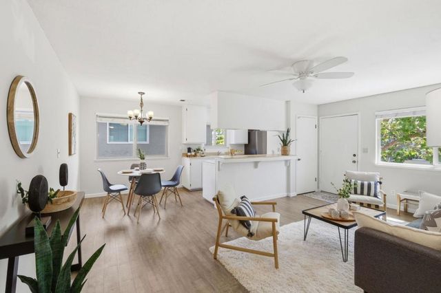 1400 Ruby Court 4, Capitola, CA 95010