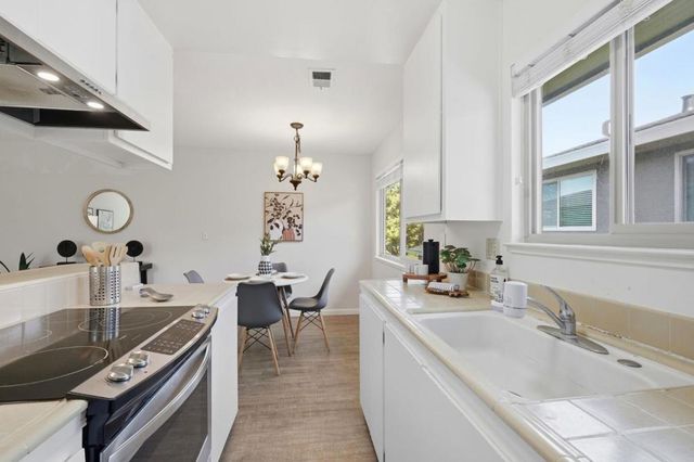 1400 Ruby Court 4, Capitola, CA 95010