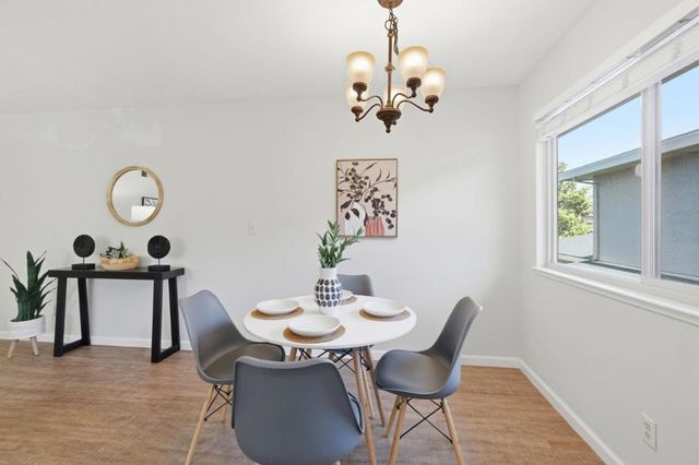 1400 Ruby Court 4, Capitola, CA 95010