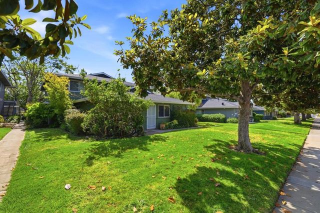1400 Ruby Court 4, Capitola, CA 95010