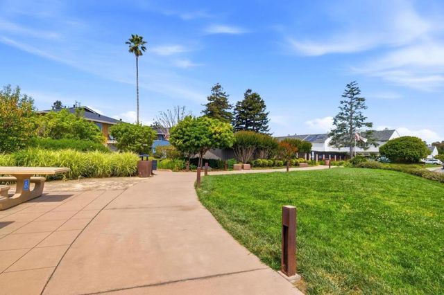 1400 Ruby Court 4, Capitola, CA 95010