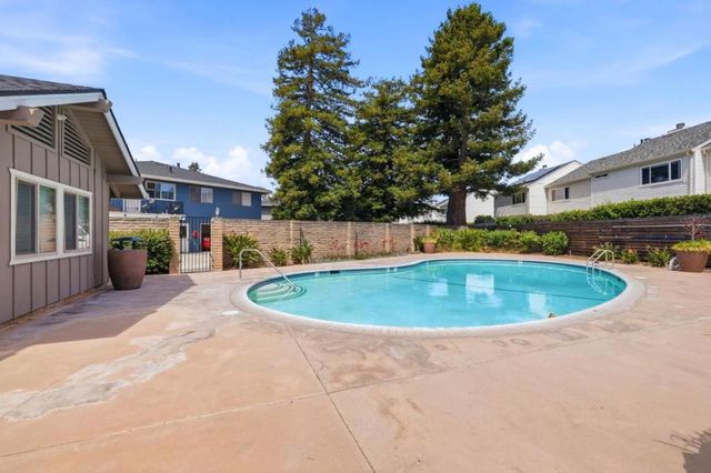 1400 Ruby Court 4, Capitola, CA 95010