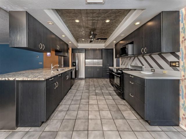 4361 WHISPERING WOODS PLACE, Sarasota, FL 34233