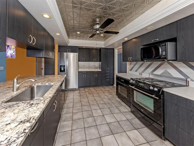 4361 WHISPERING WOODS PLACE, Sarasota, FL 34233