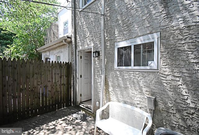 333 N HOLLY ST, Philadelphia, PA 19104