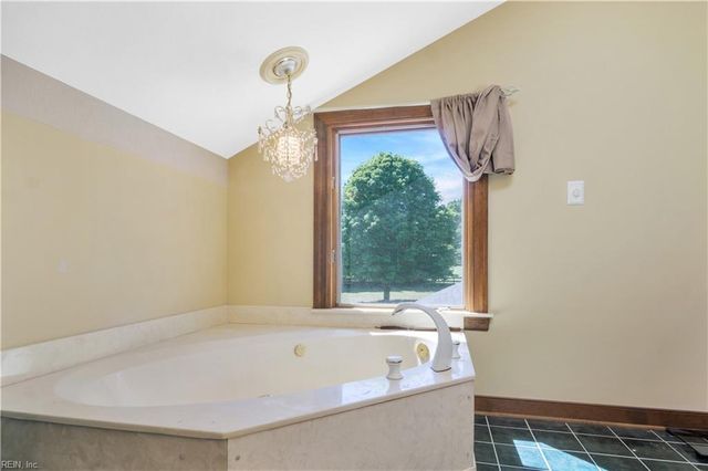 9161 Pamunkey River Farms DR, Mechanicsville, VA 23111