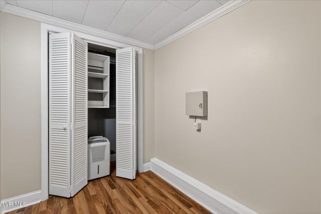 289 Brookside Lane, Bluff City, TN 37618