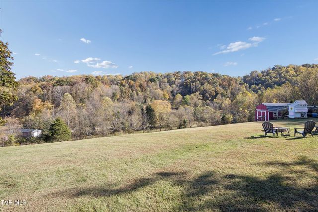 289 Brookside Lane, Bluff City, TN 37618