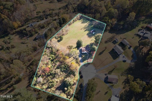 289 Brookside Lane, Bluff City, TN 37618