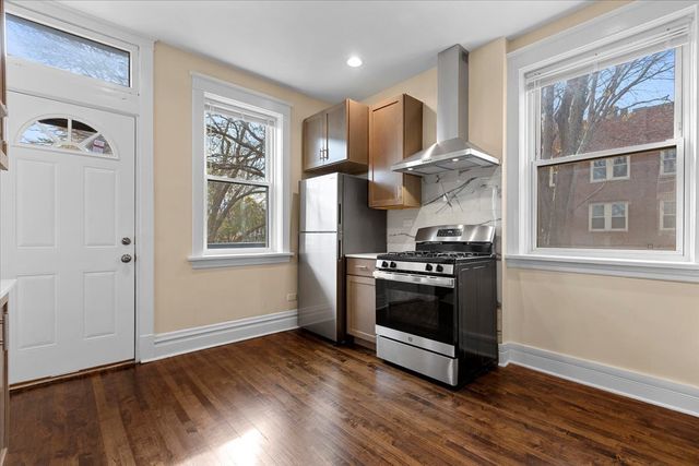 4351 N Bell Avenue 2R, Chicago, IL 60618