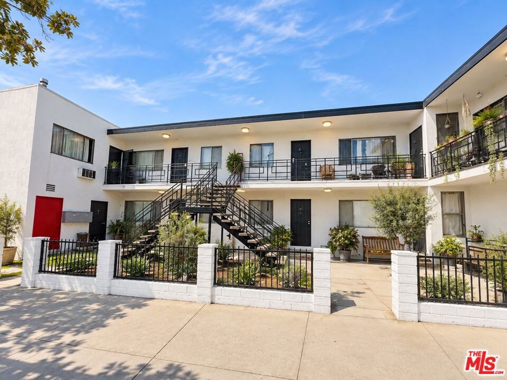 6613 Irvine Avenue, Los Angeles, CA 91606 — exterior