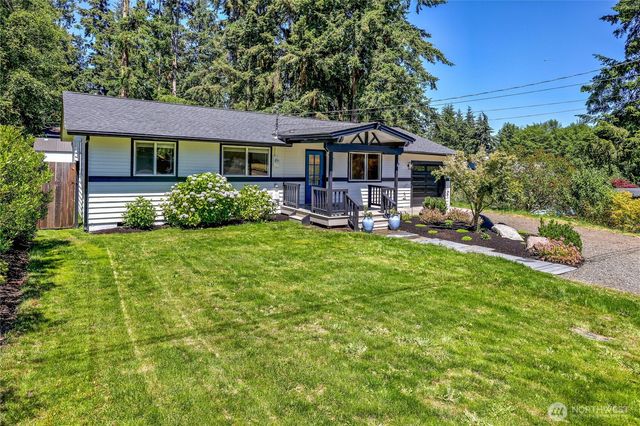 6726 NE Whidbey Drive, Hansville, WA 98340