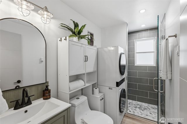 6726 NE Whidbey Drive, Hansville, WA 98340