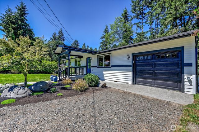 6726 NE Whidbey Drive, Hansville, WA 98340