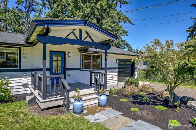 6726 NE Whidbey Drive, Hansville, WA 98340