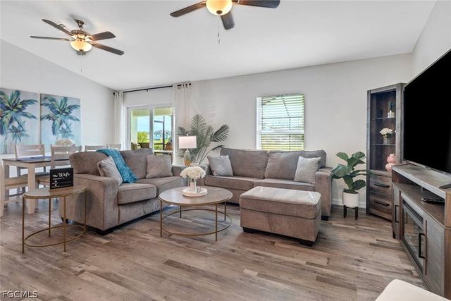 1210 NE 19th PL, Cape Coral, FL 33909