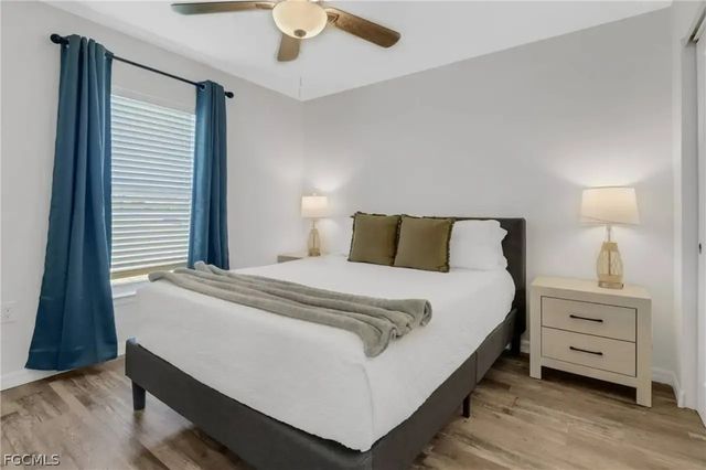 1210 NE 19th PL, Cape Coral, FL 33909