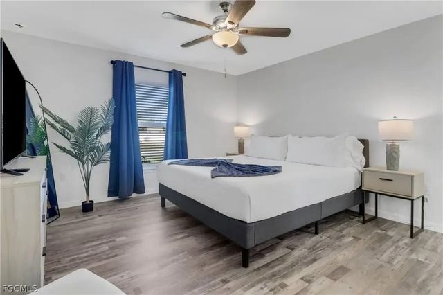 1210 NE 19th PL, Cape Coral, FL 33909