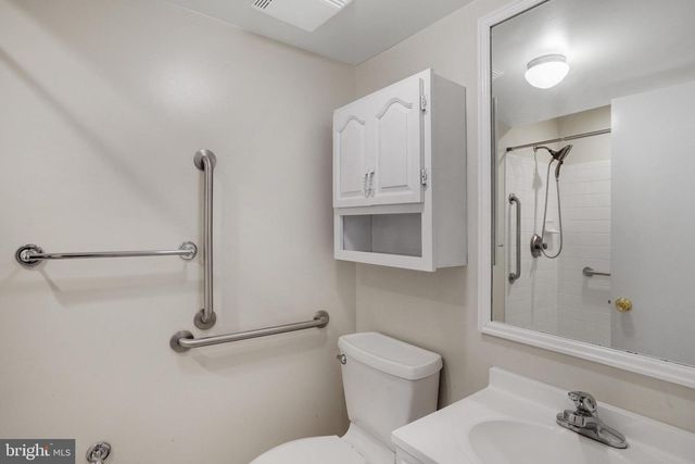 14623 LOCK DR, Centreville, VA 20120